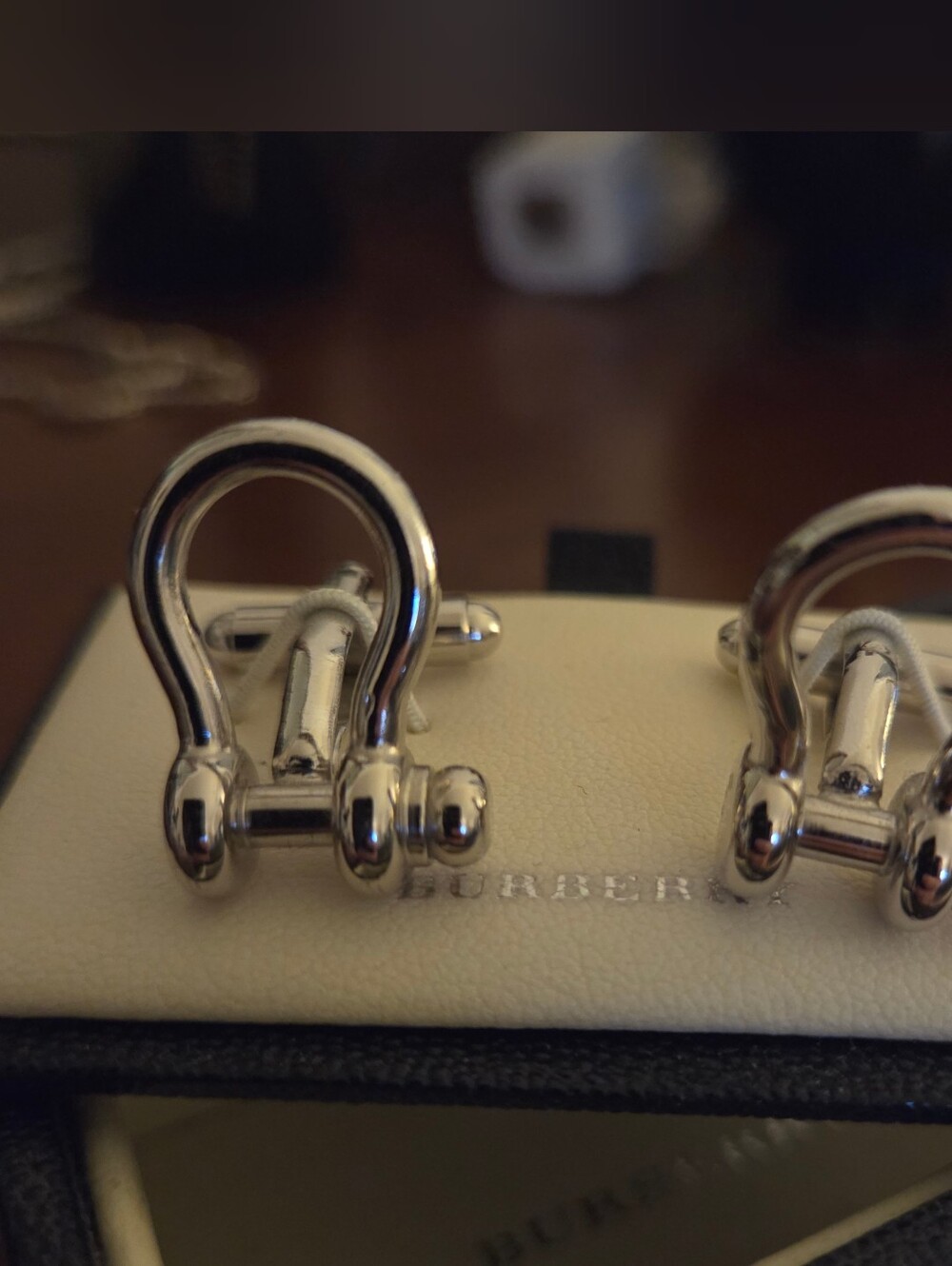 Burberry Silver D-Ring Shackle Cufflinks
